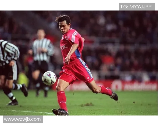 历届足球明星的年龄变化与职业生涯的影响分析